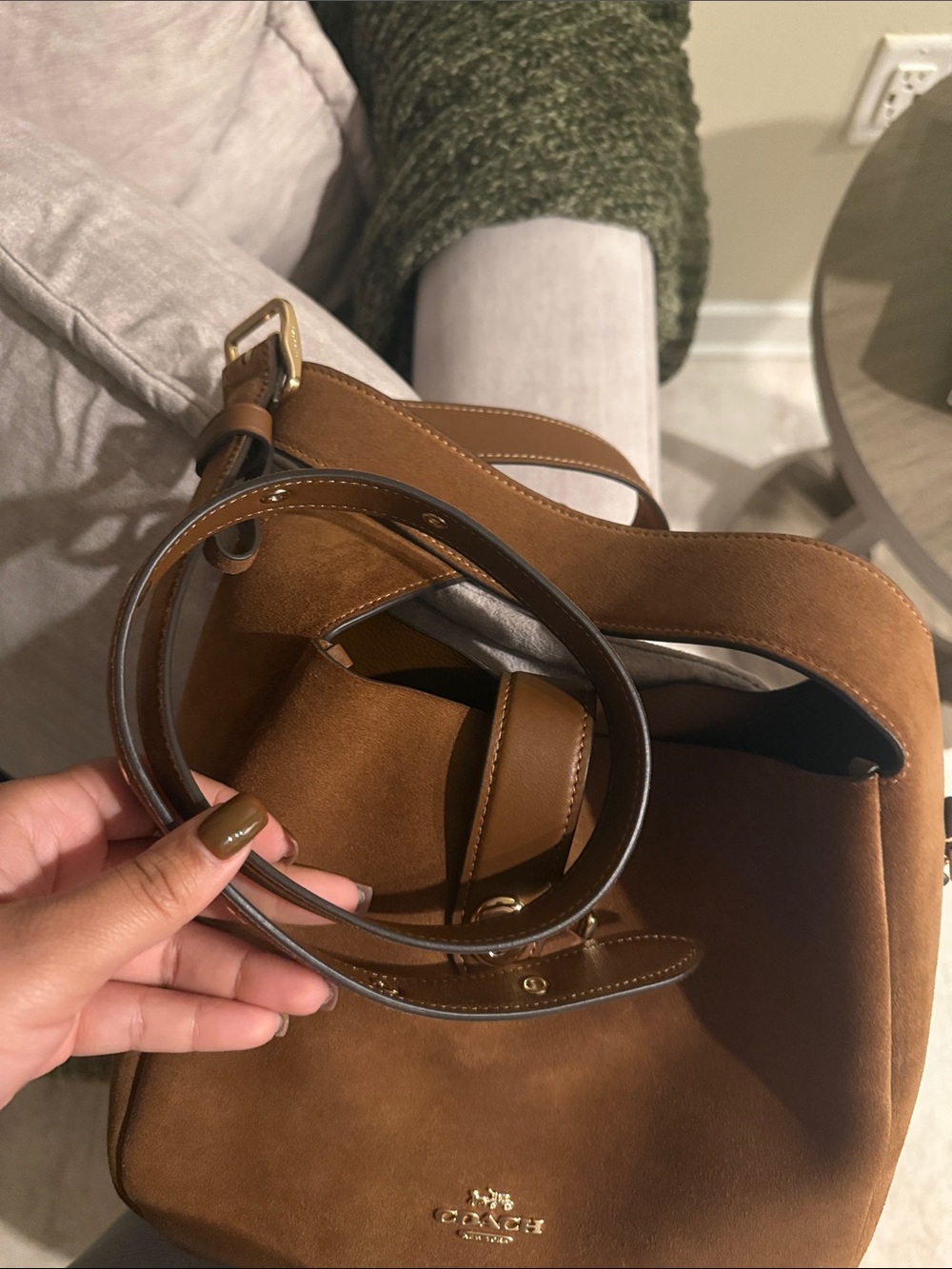 Coach Shoulder Bag - Picture 7 of 8